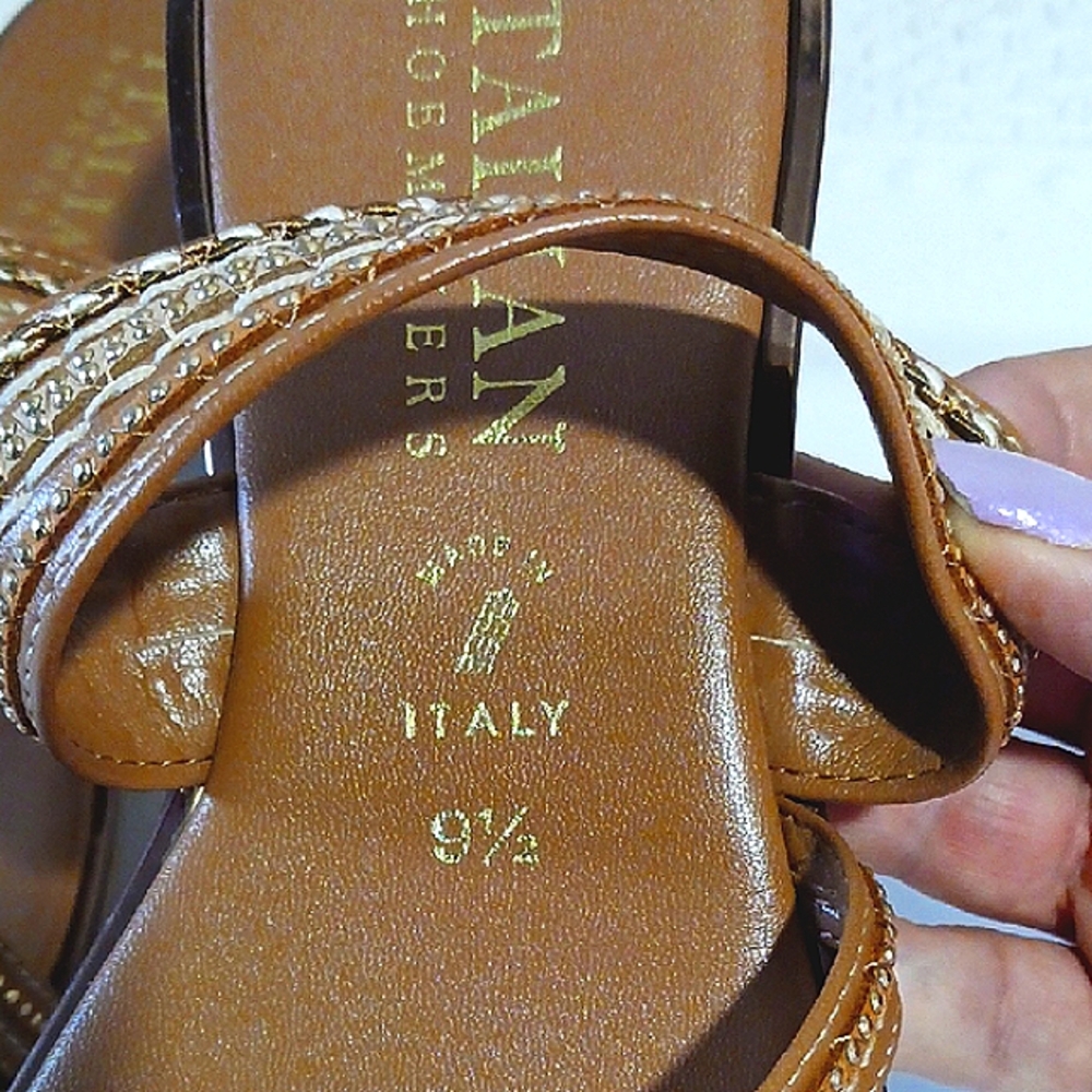 Italian Shoemakers ⚜️ Brown Strappy Sandals Gold Detail Design 9.5 Made In ITALY - Picture 4 of 12
